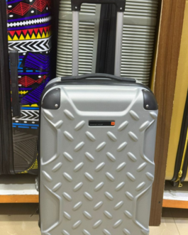 Sharper image Luggage in Cabin size